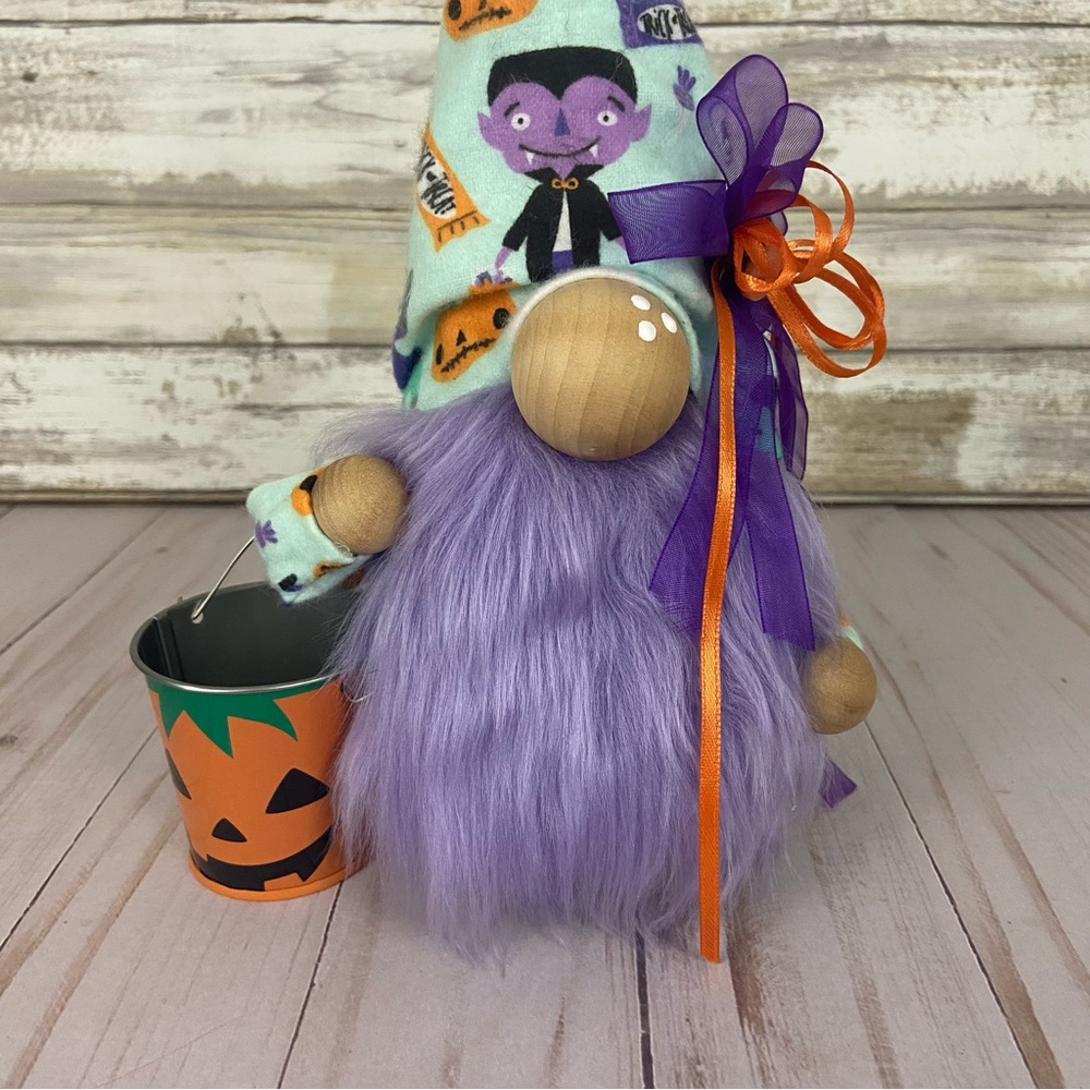 🚫SOLD🚫 Halloween Gnome Handmade Dracula Flannel Cotton Faux Fur Purple Cottage - Picture 3 of 11
